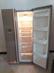 A picture of LG FRIDGE OG KUSHOTO NI FREZEER KULIA NI FRIDGE INAGANDISHA