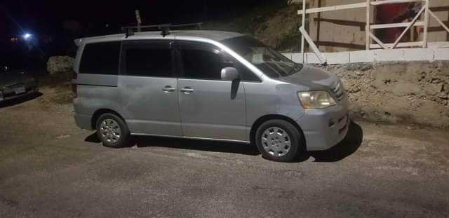 used toyota noah
