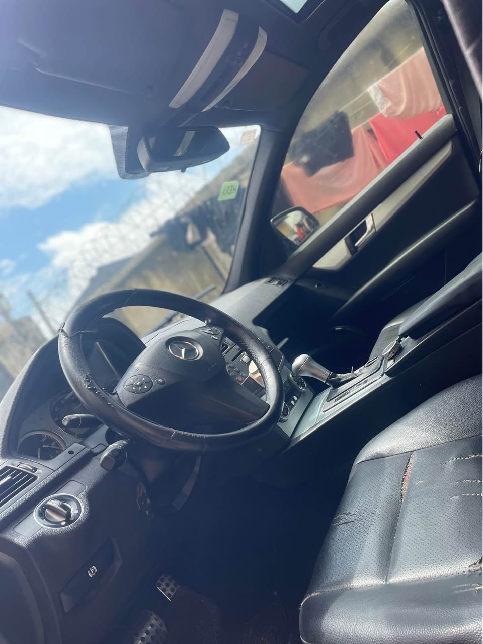 A picture of Mercedes Benz c300 2009
