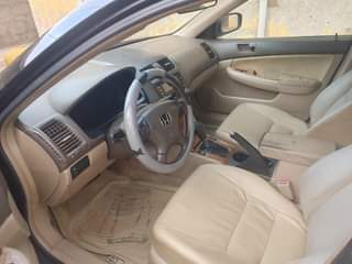 A picture of Neatly used 2005 Honda EOD