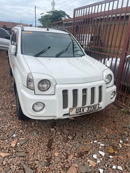 A picture of Nissan Xtrail 14 5m 0705471381