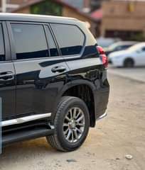 A picture of FOREIGN USED TOYOTA PRADO 2017