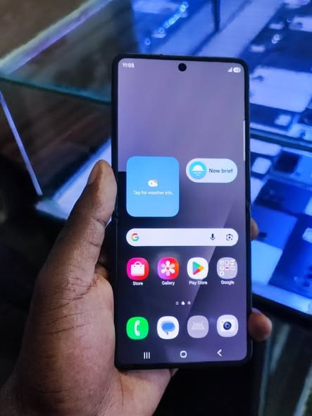 A picture of Samsung Galaxy Z Flip 7