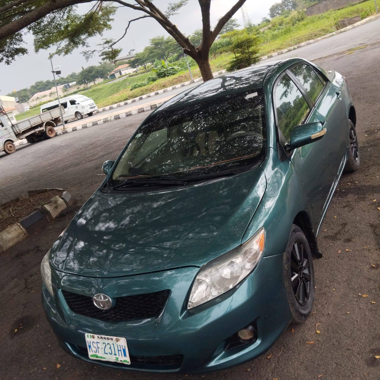 A picture of Toyota Corolla 2009 Grand Luxury Trim