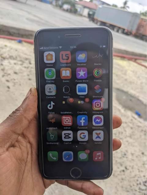 A picture of IPHONE 8 plus