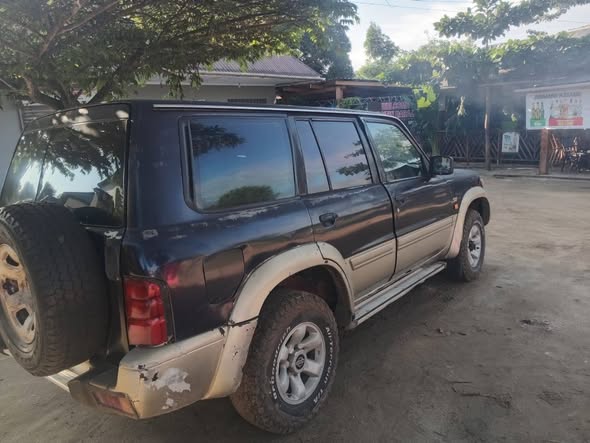 A picture of NISSAN PATROL BEI 11 5M FULL DOCUMENT ENGINE TD 42
