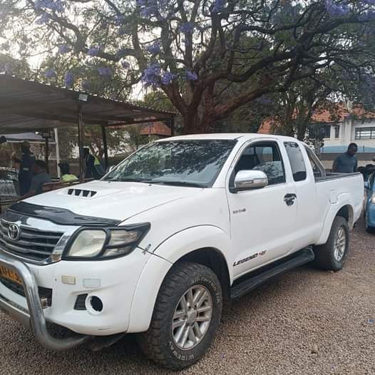 used toyota hilux