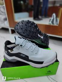 A picture of Vico waterproof orgTsh 75 000 WhatsApp 0627380274