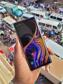 A picture of Samsung galaxy note9 128GB 6GB Refurbished