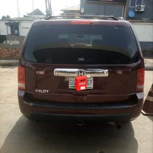 A picture of 2010 registered honda pilot