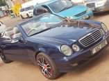 A picture of MERCEDES Benz convertible