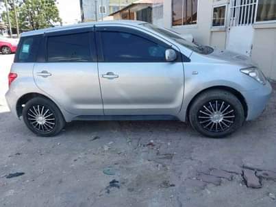 A picture of TOYOTA IST FULL DOC FULL AC PRICE 8.7mill