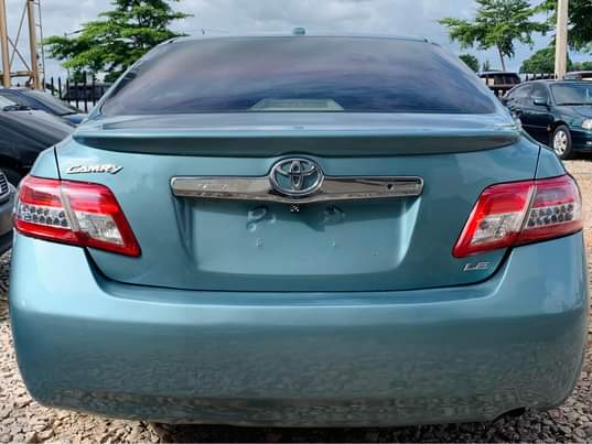 A picture of 09132723063 08107159188 Toyota Camry 2011 model 6mil asking price Zaria