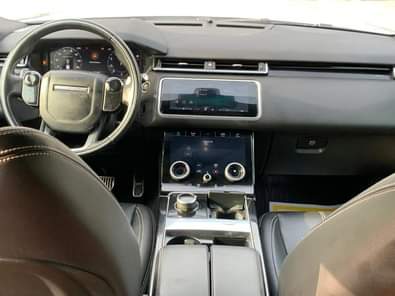 A picture of Quick sale Toks 2019 Range Rover Velar P250 SE Recently