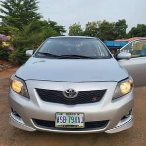 A picture of 2009 model Toyota corolla Sport All components are intact Price