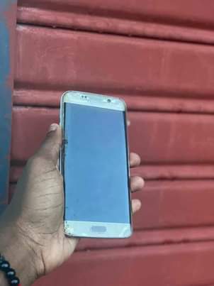 A picture of samsung s6 edge