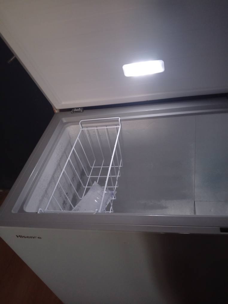 A picture of Hisense chest freezer