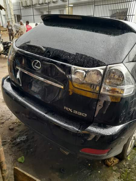 A picture of Another lexus RX330 in black body For sale Everything is
