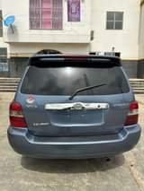 A picture of 2004 Toyota Highlander for serious buyer Extremely neat Registered clean