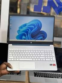 A picture of Hp GAMING AND GRAPHICS PRICE 1.3M