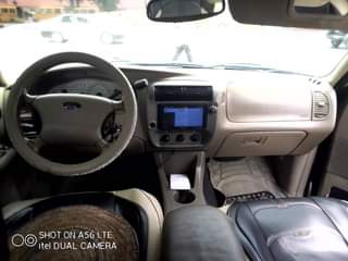 A picture of FORD EXPLORER FIRST BODY Untouched engine