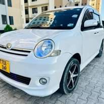 A picture of Toyota sienta