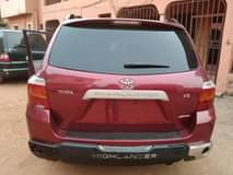 A picture of Toyota Highlander 08 Engine never tampered Ac working perfectly