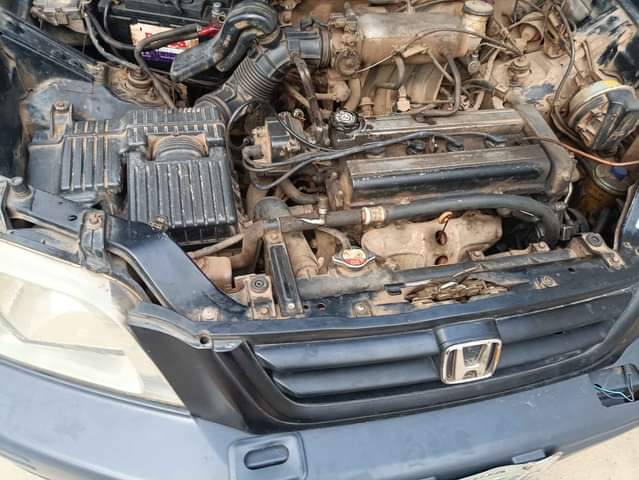 A picture of 1999 Honda crv
