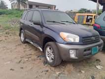 A picture of TOYOTA RAV4 03 MODEL BAKED ON FIRST BODY