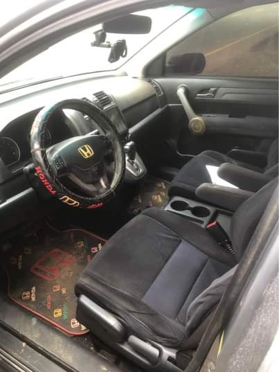 A picture of Honda CR V 2008