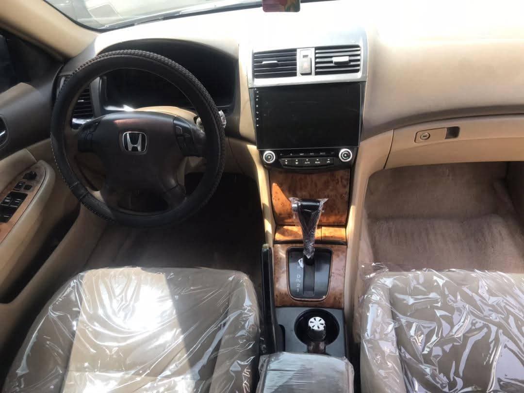 A picture of 2005 Honda eod