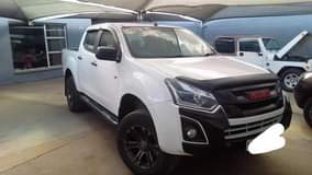 Pieter V.