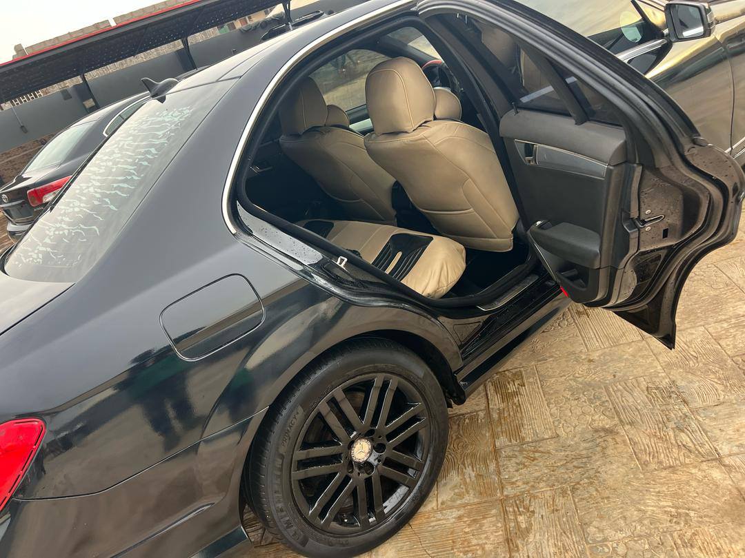 A picture of Super clean C300 2010 Super sound