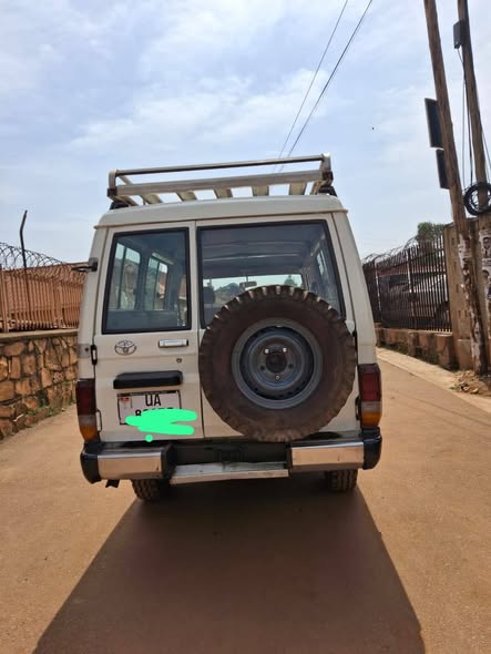 A picture of Quick sale 100M 1HZ engine manual Diesel call 0703347279