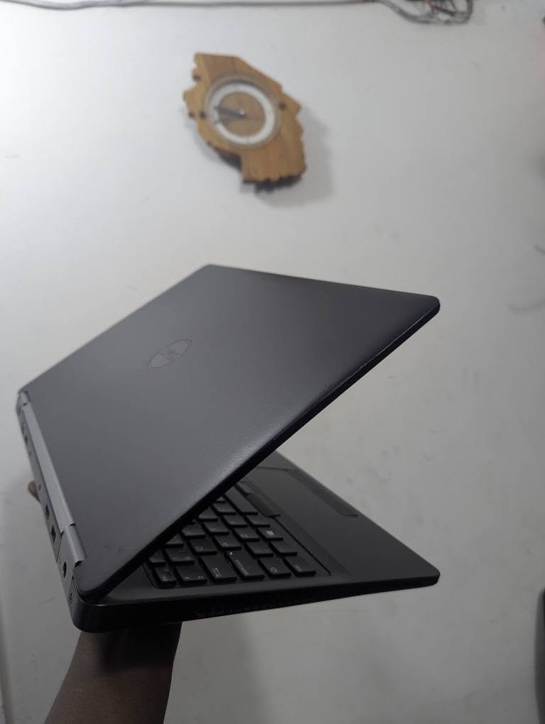 A picture of Dell.latitude 5580