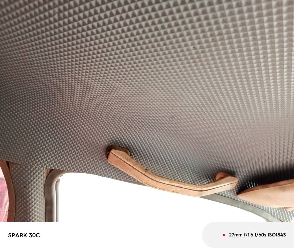 A picture of Peugeot 505 estate