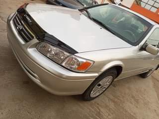A picture of Toyota Camry drop light