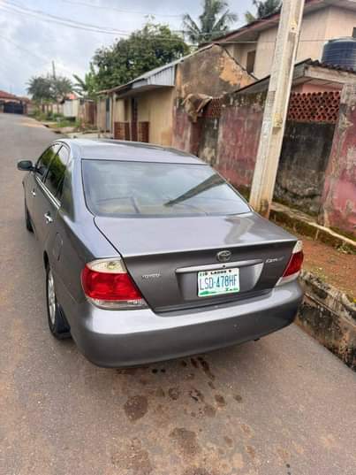 A picture of 2006 Toyota Camry