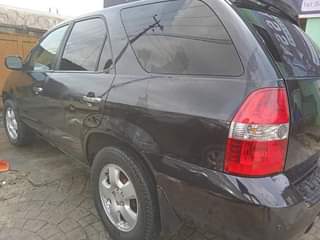 A picture of Acura MDX