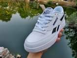 A picture of Sneakers 