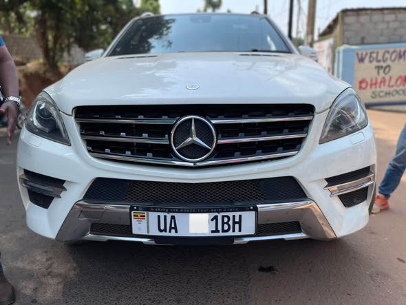 A picture of MERCEDES BENZ