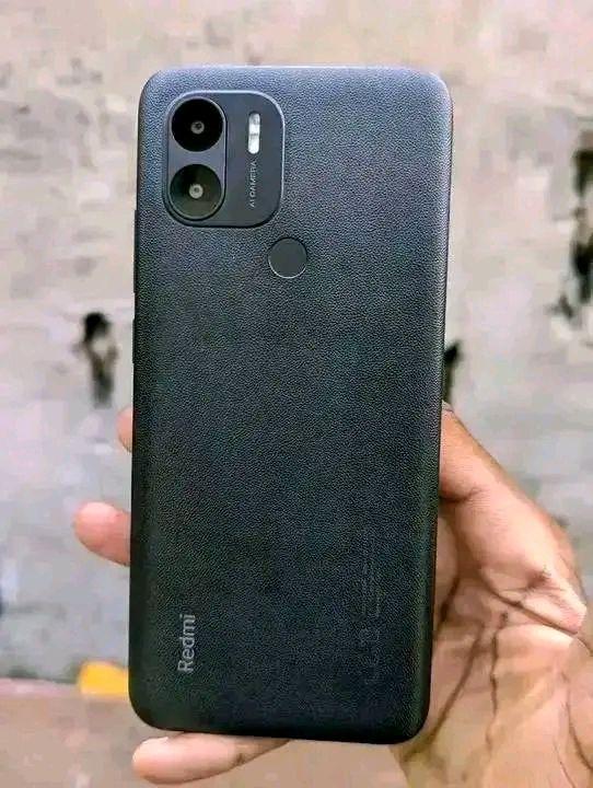 A picture of Redmi a2 internal 64gb ram 4 Haina kipengele imenyooka camera