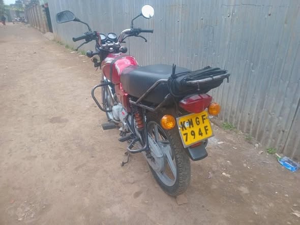 bajaj boxer