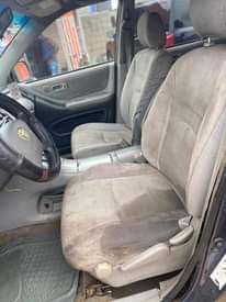 A picture of First body 4 Plugs Super Clean Toyota Highlander 2004 2.8m