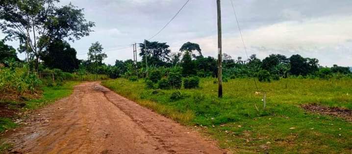 A picture of Plot with ready land title on sale 9.5m Located at