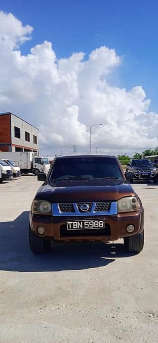 nissan frontier