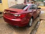A picture of Hyundai Sonata 2011
