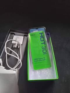 A picture of Hot 32i