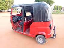 A picture of TVS KING bajaji CC 200 inauzwa mbagala
