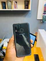 A picture of SAMSUNG A20